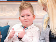 Bà bầu - Chào đời "không có não", 6 năm sau cậu bé béo tốt bất ngờ và còn làm được điều này!