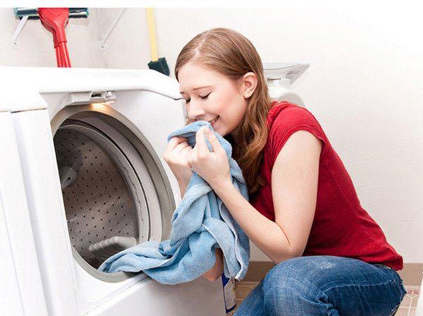 Mẹo sử dụng máy giặt vȏ tư vẫn tiḗt kiệm ½ tiḕn ᵭiện nước, người bán hàng cũng chịu thua - 3