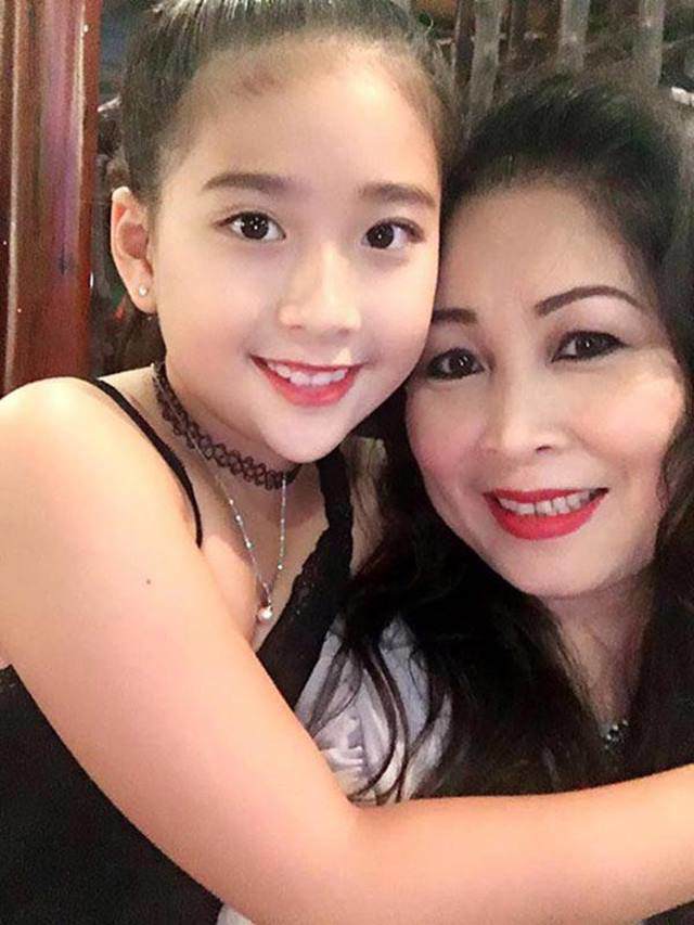 Dậy thì thành công, con của NSƯT Trịnh Kim Chi và 3 bé gái này gây choáng vì... quá đẹp - 17