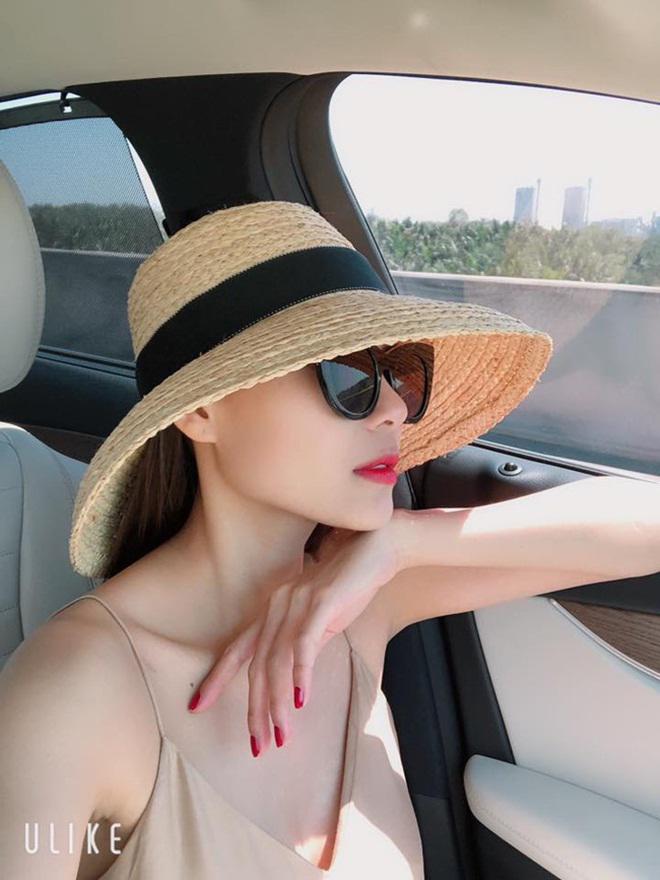 Sao Việt 24h: Mai Phương Thuý amp;#34;cầu cứuamp;#34; sửa tên bố bị sai lệch trên Wikipedia - 13