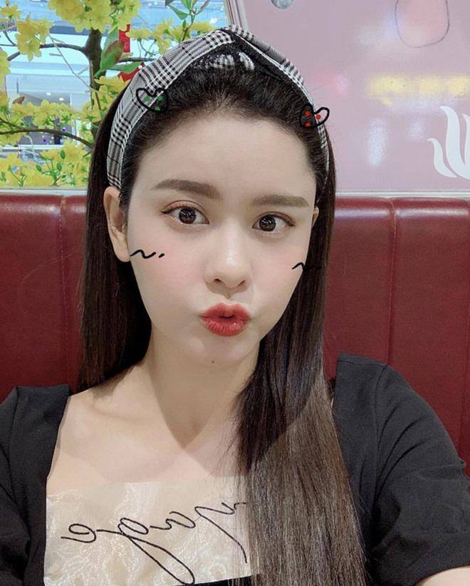 Sao Việt 24h: Mai Phương Thuý amp;#34;cầu cứuamp;#34; sửa tên bố bị sai lệch trên Wikipedia - 10