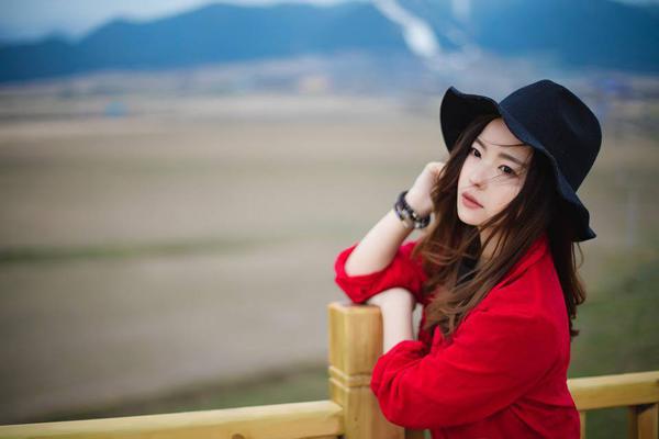 Cô gái 18 tuổi đột nhiên mãn kinh, mất khả năng mang bầu chỉ vì thường làm điều này! - 1