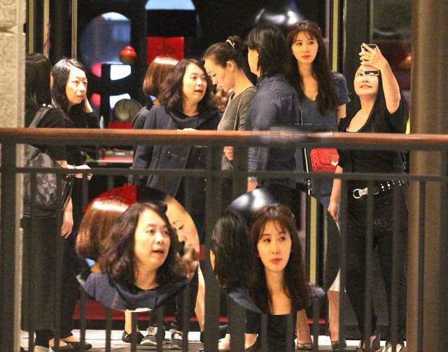 Đi họp lớp, amp;#34;chân dài số 1 xứ Đàiamp;#34; Lâm Chí Linh trông như amp;#34;con gáiamp;#34; của bạn học - 5