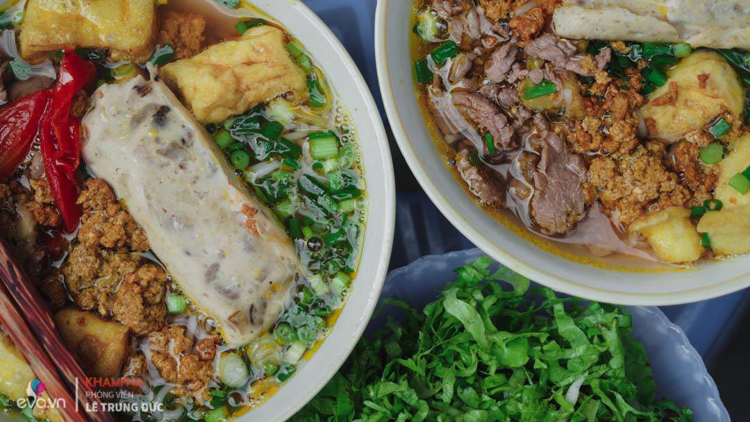 7 quán bún đầy ắp riêu vừa ngon vừa rẻ khỏi chê ở Hà Nội - 2