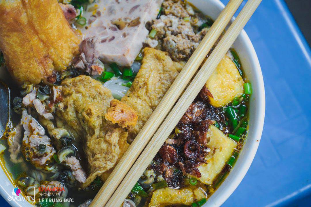 7 quán bún đầy ắp riêu vừa ngon vừa rẻ khỏi chê ở Hà Nội - 6