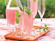 Ngon-bổ-rẻ - Những ly cocktails màu hồng cho bữa tiệc của những cô tiểu thư điệu đà