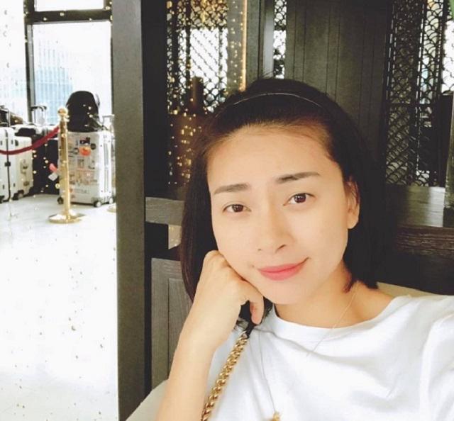 Trái với vẻ lam lũ trên phim, “Hai Phượng” ngoài đời khiến đàn ông điêu đứng bởi nhan sắc - 10