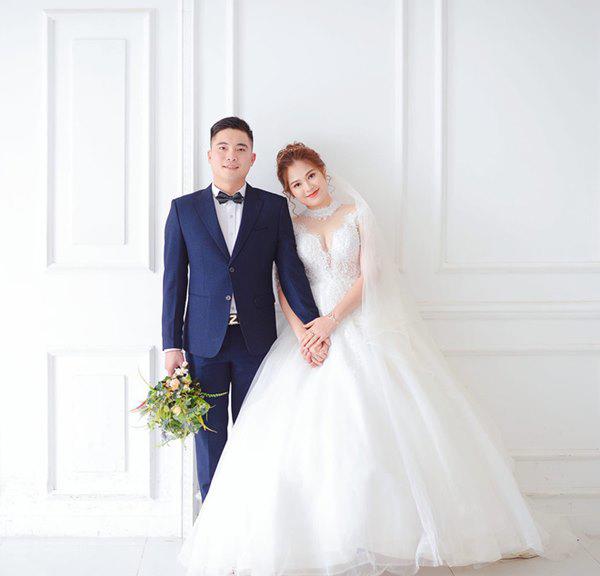 2 rạp cưới đặt cạnh nhau và con đường đón dâu amp;#34;siêu dàiamp;#34; khiến dân mạng tò mò - 2