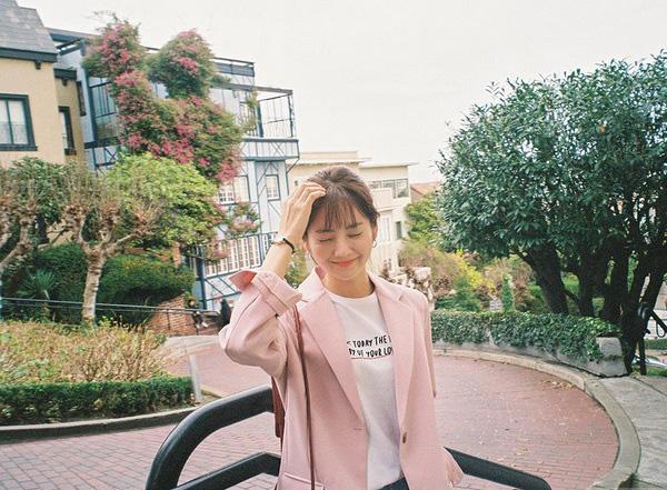 Áo len không được áo cộc không xong, nhất định diện áo blazer theo 2 combo này ngày trở gió - 3