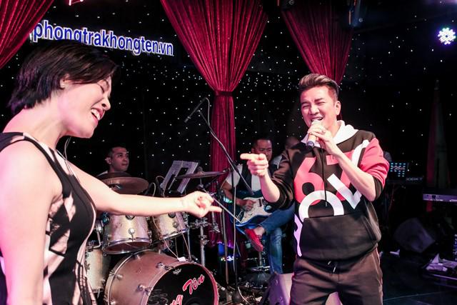 Thu Phương luyện tập thâu đêm, chia sẻ áp lực trước show diễn 4 tỷ - 6
