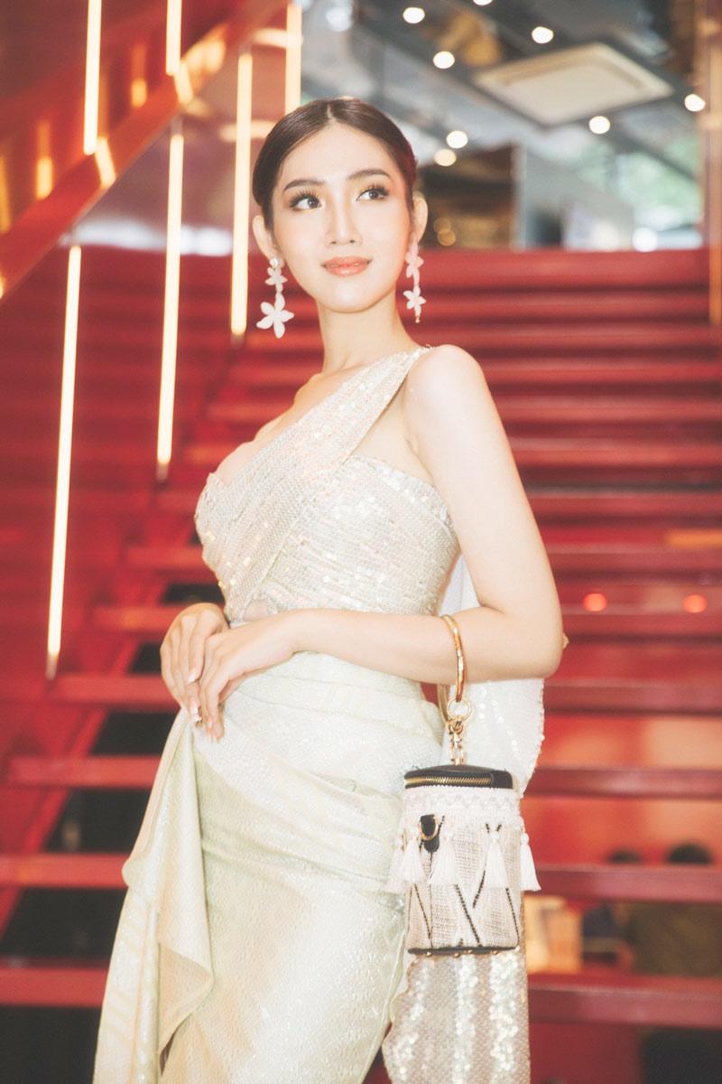 amp;#34;Hậu duệ của Hương Giangamp;#34; vừa đến Thái Lan thi đấu đã khiến các đối thủ dè chừng - 2