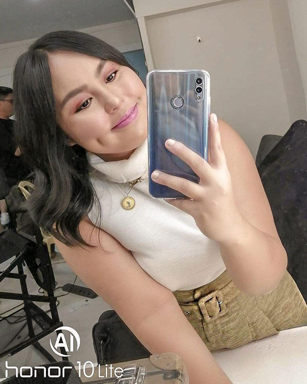 Nắm được những bí quyết này, ngôi sao selfie chính là bạn! - 3