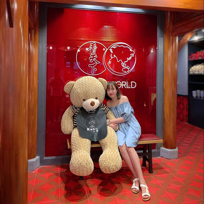 Lẩu Cay Tứ Xuyên với sự xuất hiện của Gấu Teddy và Mèo Kitty “đốn tim” tín đồ ẩm thực - 5