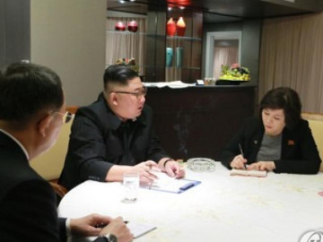 Triều Tiên tiết lộ điều đầu tiên ông Kim Jong Un làm khi đến Hà Nội