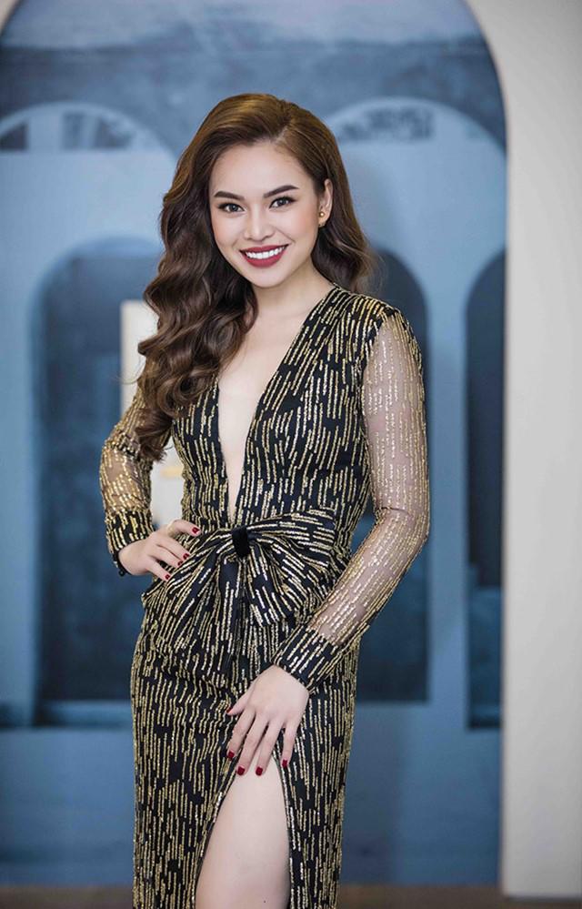 Bất ngờ với dàn giám khảo Thần tượng Bolero: Giang Hồng Ngọc tái xuất hậu bí mật sinh con - 5