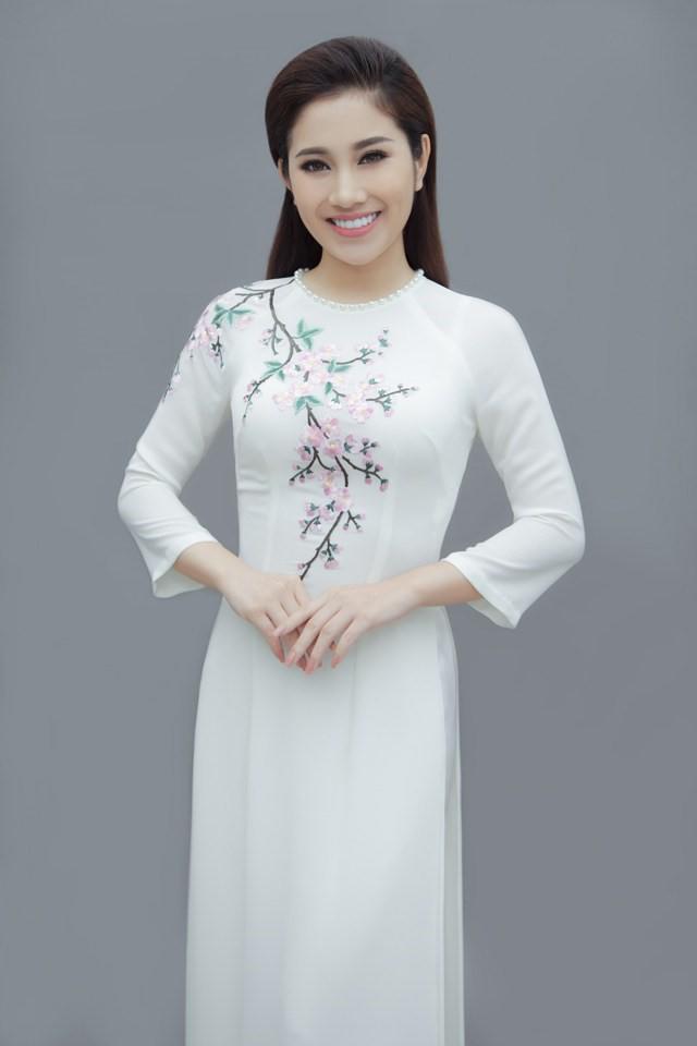 Bất ngờ với dàn giám khảo Thần tượng Bolero: Giang Hồng Ngọc tái xuất hậu bí mật sinh con - 7