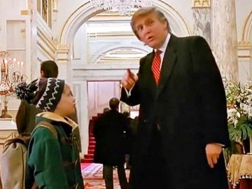 Khán giả lại phát sốt với chuyện xưa 27 năm của Donald Trump và cậu bé Ở nhà một mình