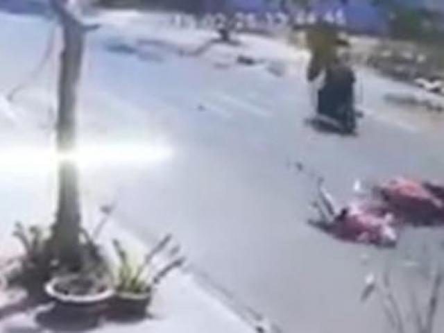 Cô gái chấn thương nặng vì bị tên cướp quật ngã xuống đường, kéo lê vài mét