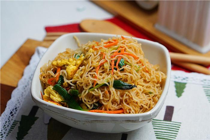 Mì xào kiểu này vừa ngon lại không bao giờ bị dính vào nhau, cả nhà ăn sạch bát - 4