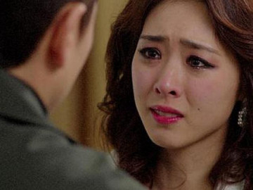 Thấy cuốn nhật kí của tình cũ chồng, đọc trang cuối tôi hối hận vô cùng