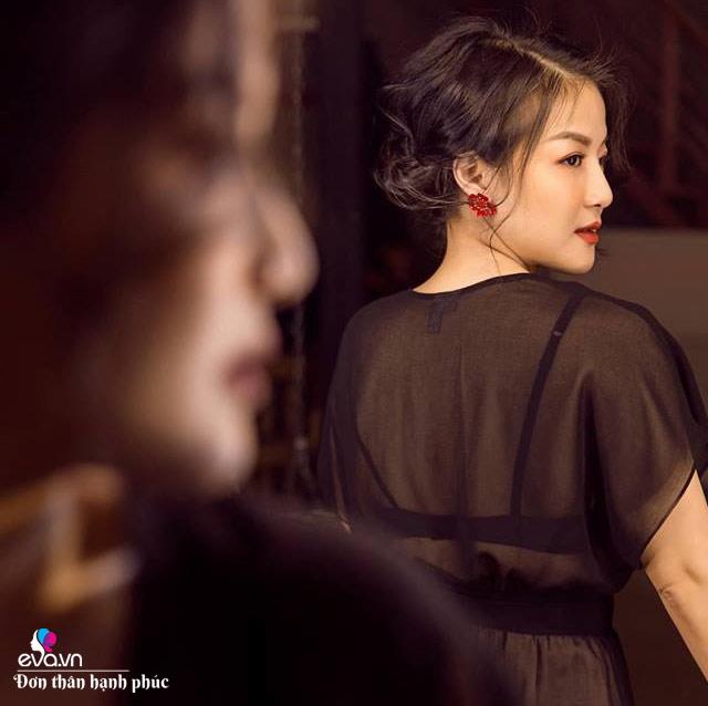 Nữ ca sĩ làm mẹ đơn thân tuổi 23, đi đẻ một mình, vừa sinh con vừa lau nước mắt - 2