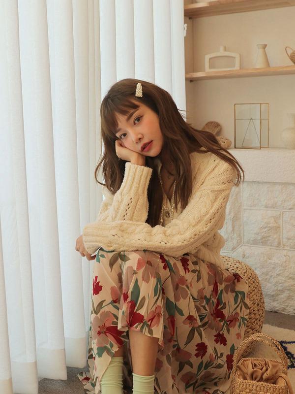 Mua kẹp ngọc trai mà không biết 3 cách diện này, đảm bảo không quê cũng sến súa hết sức - 7