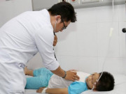 Sức khỏe - Bé trai 8 tuổi ho sặc sụa phải nhập viện, cha mẹ cảnh giác khi cho trẻ chơi thứ này