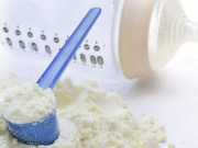Sức khỏe - Cực độc khi pha sữa với nước cơm cho trẻ uống