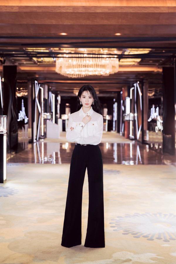 10 năm qua, Lưu Diệc Phi hết lần này đến lần khác khiến khán giả amp;#34;hết hồnamp;#34; - 5