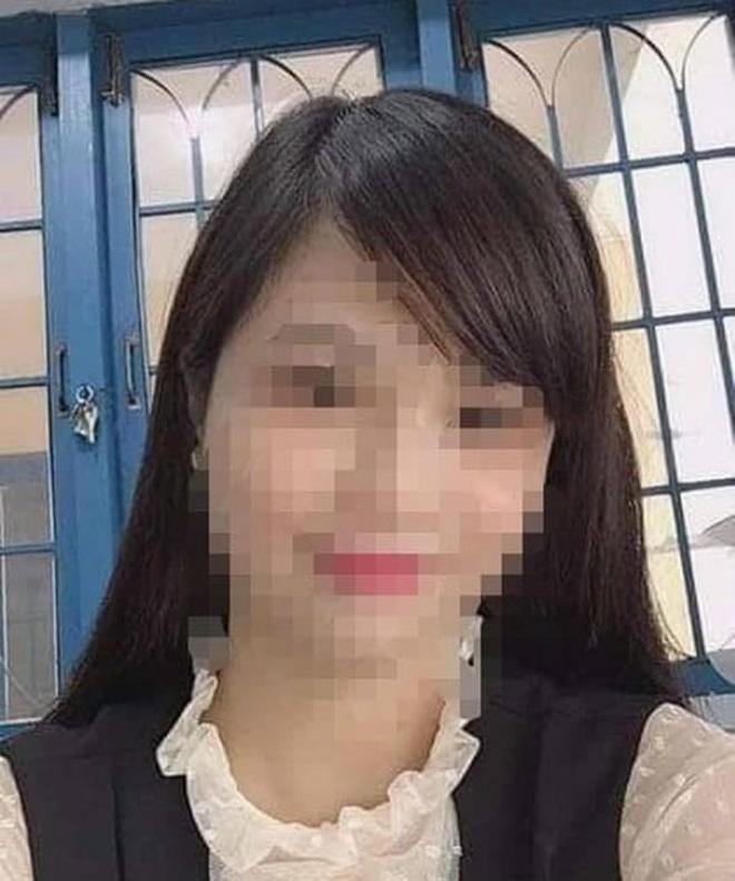 Vụ cô giáo vào khách sạn với nam sinh lớp 10: Phụ huynh lên tiếng - 1