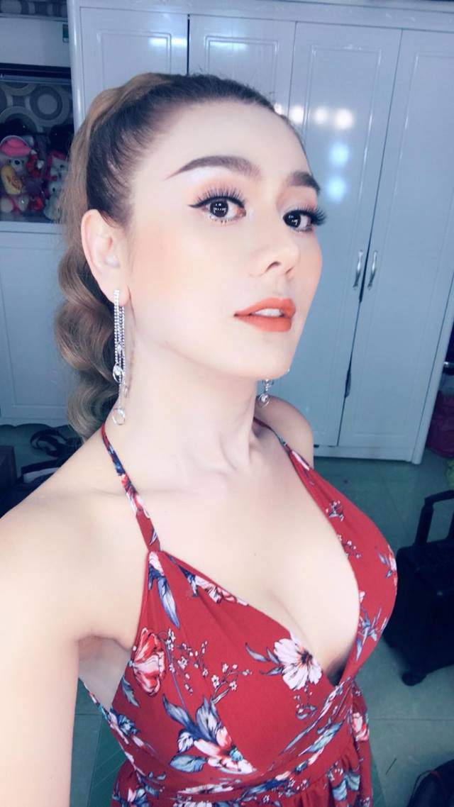 Vừa vướng nghi vấn phẫu thuật thẩm mỹ, Lâm Khánh Chi lại xuất hiện với vẻ ngoài khác lạ - 13