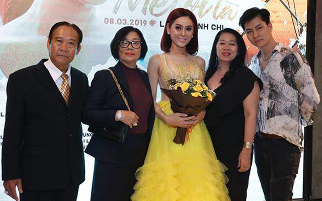 Vừa vướng nghi vấn phẫu thuật thẩm mỹ, Lâm Khánh Chi lại xuất hiện với vẻ ngoài khác lạ - 6