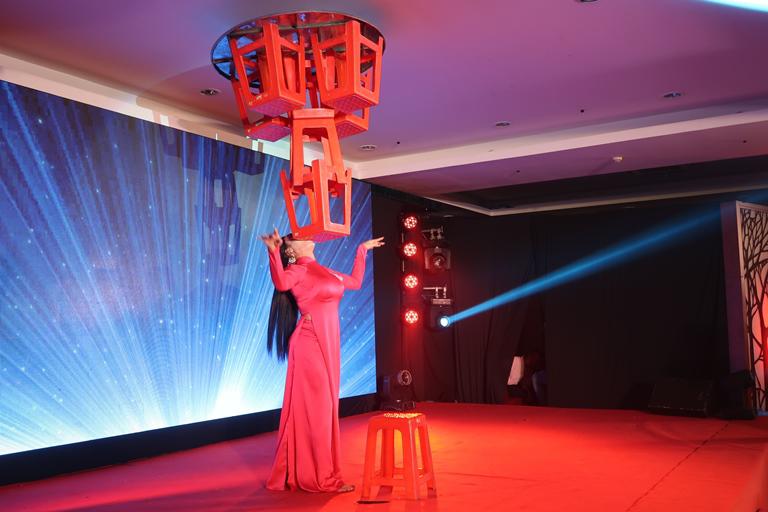 2 lần chồng bỏ đi cưới vợ và câu chuyện đẫm nước mắt của cô gái chuyển giới - 3