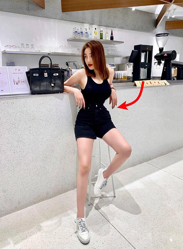 Body vốn đã đẹp như mơ, Kỳ Duyên còn bóp eo làm gì để biến dạng cả người thế này - 4