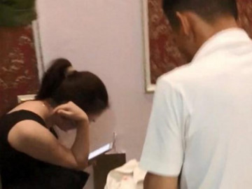 Tin tức 24h: Nam sinh lớp 10 bị tố cùng cô giáo vào khách sạn lên tiếng