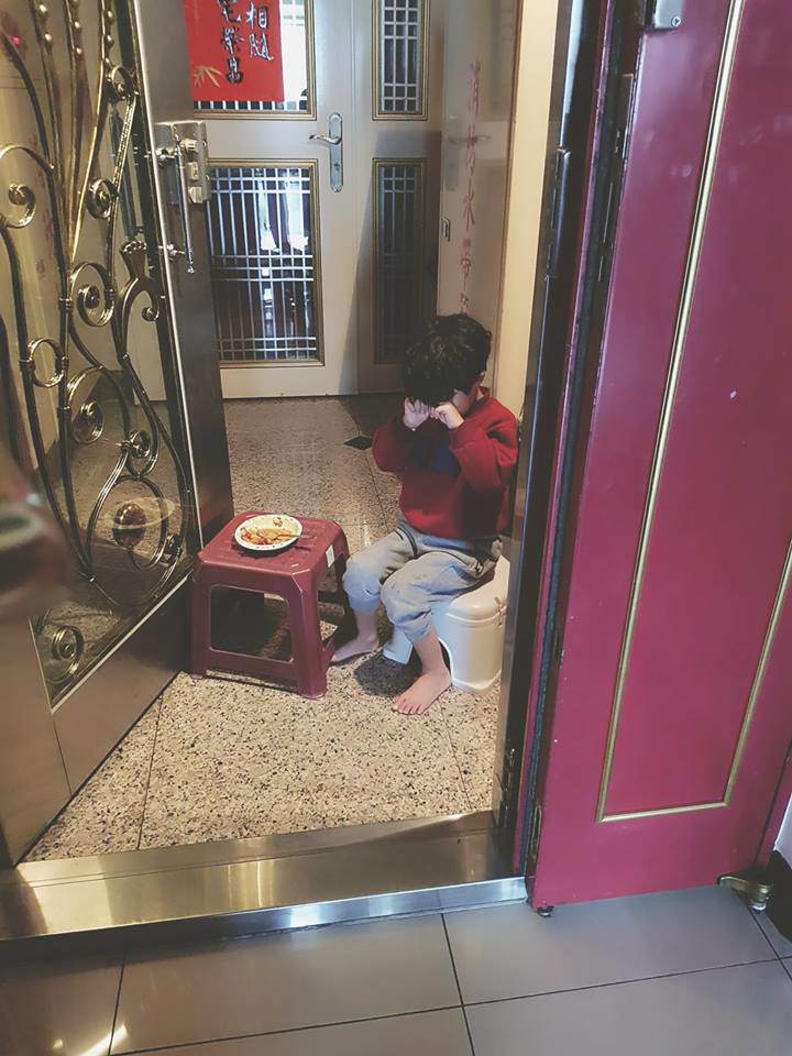 Con 2 tiếng chưa xong bát cơm, nữ diễn viên xinh đẹp nói “Đi ra ngoài ăn!” và cái kết - 1