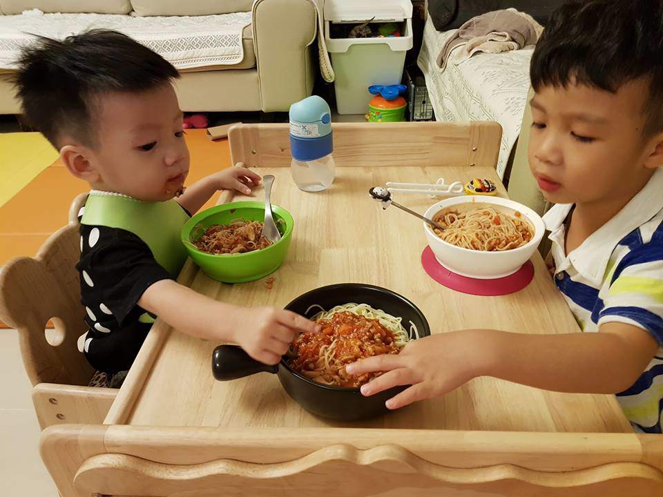 Con 2 tiếng chưa xong bát cơm, nữ diễn viên xinh đẹp nói “Đi ra ngoài ăn!” và cái kết - 6