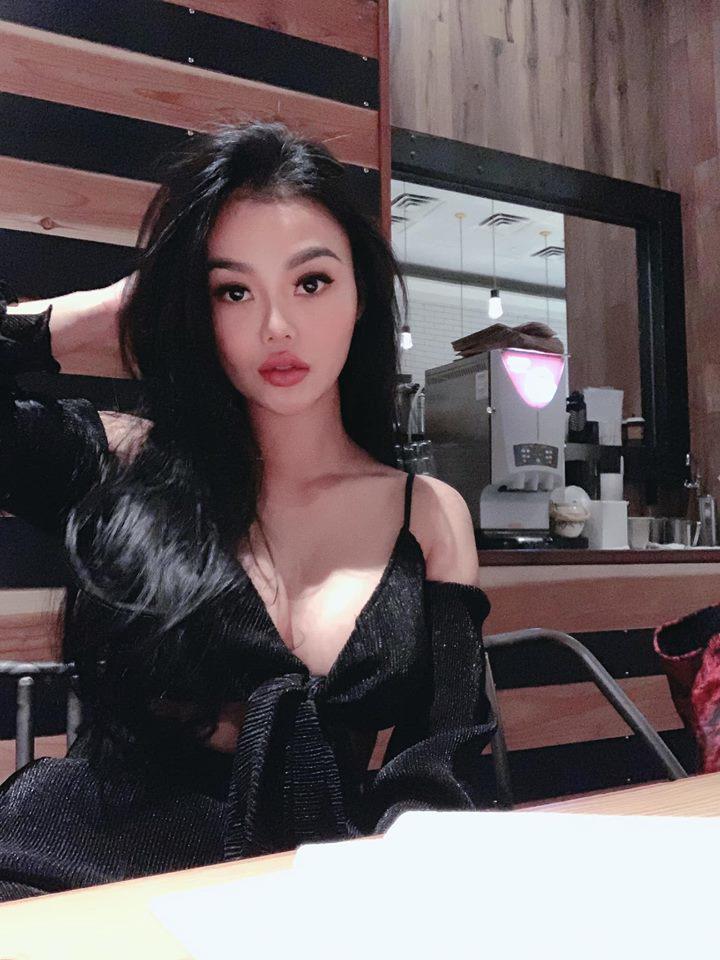 Một thời lấy đại gia, amp;#34;Hoa hậu ăn chơiamp;#34; Julia Hồ giờ đơn thân, cả ngày ở nhà chăm con - 9