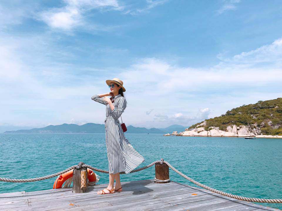 Hô biến chân vòng kiềng trở nên thẳng tắp, Thu Thảo, Hà Tăng đều nhờ đến 4 món đồ này - 14