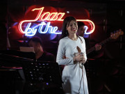 Nhạc - Bùi Lan Hương "phiêu" cùng Jazz trong minishow đầu tiên trên du thuyền