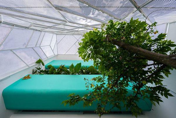 Nhà phố hai tầng đẹp ấn tượng với mặt tiền độc đáo - 13