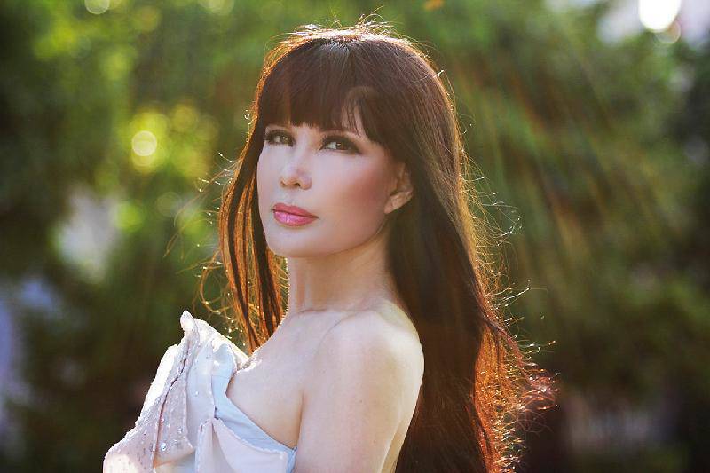 Nhiều năm vắng bóng, ca sĩ đình đám một thời Nhật Hạ trải lòng về chồng cũ, chồng hiện tại - 1