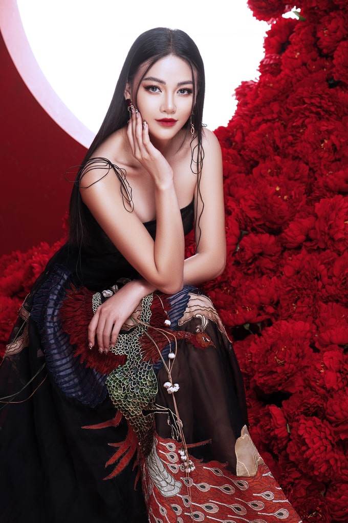amp;#34;Vượt mặtamp;#34; loạt đối thủ tại Pageantry Awards 2019, Miss Earth Phương Khánh ẵm trọn giải ứng xử xuất sắc - 4