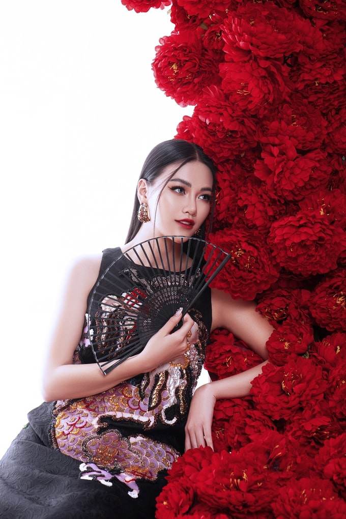 amp;#34;Vượt mặtamp;#34; loạt đối thủ tại Pageantry Awards 2019, Miss Earth Phương Khánh ẵm trọn giải ứng xử xuất sắc - 6