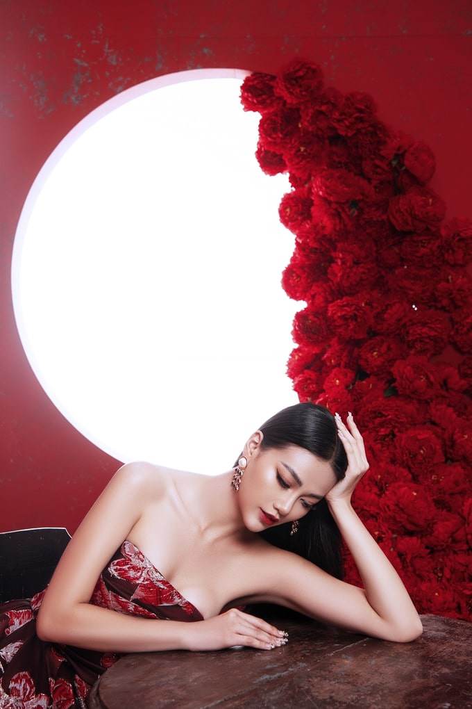 amp;#34;Vượt mặtamp;#34; loạt đối thủ tại Pageantry Awards 2019, Miss Earth Phương Khánh ẵm trọn giải ứng xử xuất sắc - 7