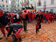 Lifestyle - 12 tập tục và thói quen kỳ lạ đến khó tin tại các nước trên thế giới