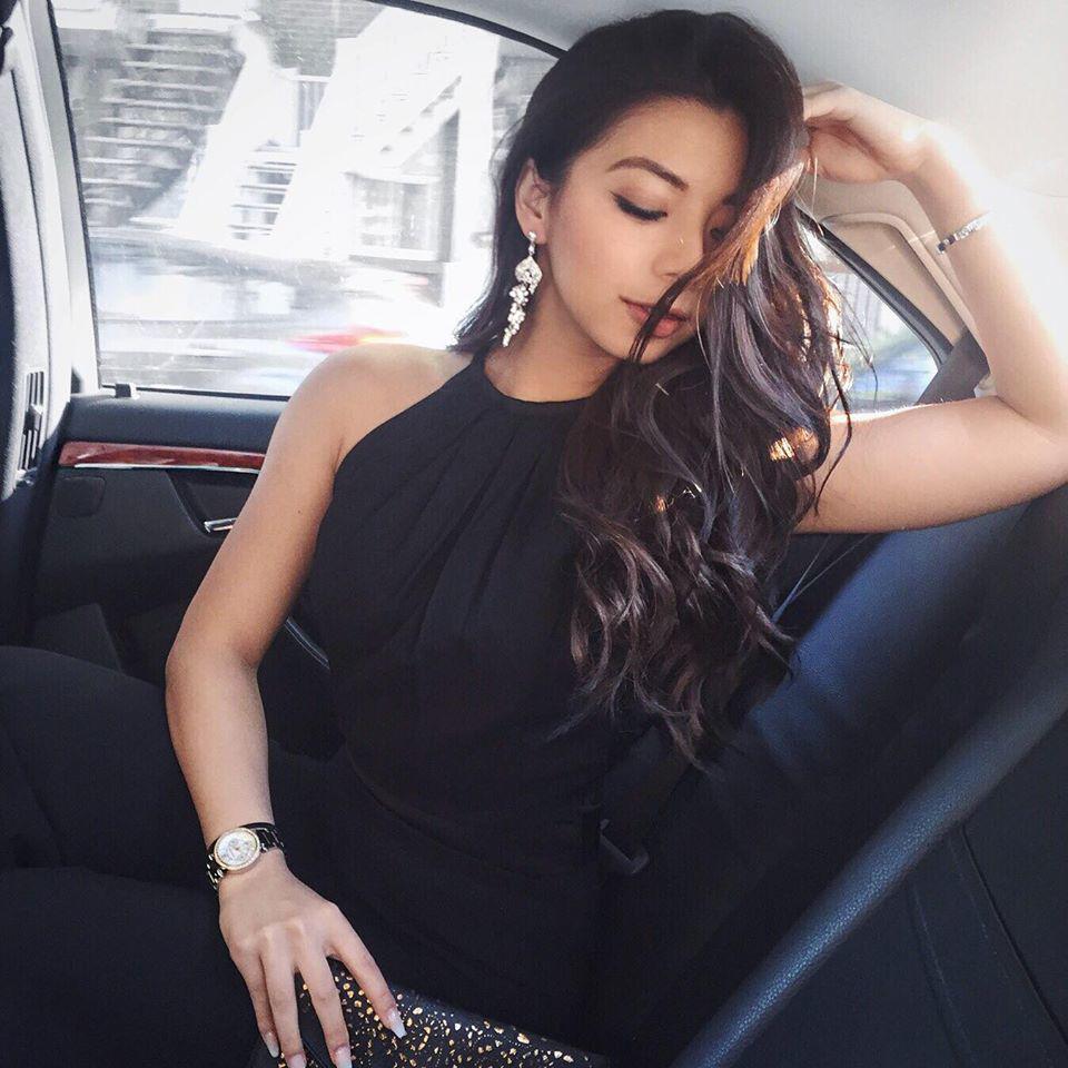 Nhan sắc amp;#34;Rich Kidamp;#34; mới của Việt Nam: mẹ là Hoa hậu, bố là chưởng môn phái Vịnh Xuân - 8