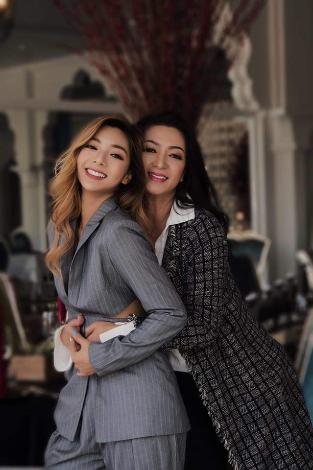 Nhan sắc amp;#34;Rich Kidamp;#34; mới của Việt Nam: mẹ là Hoa hậu, bố là chưởng môn phái Vịnh Xuân - 2