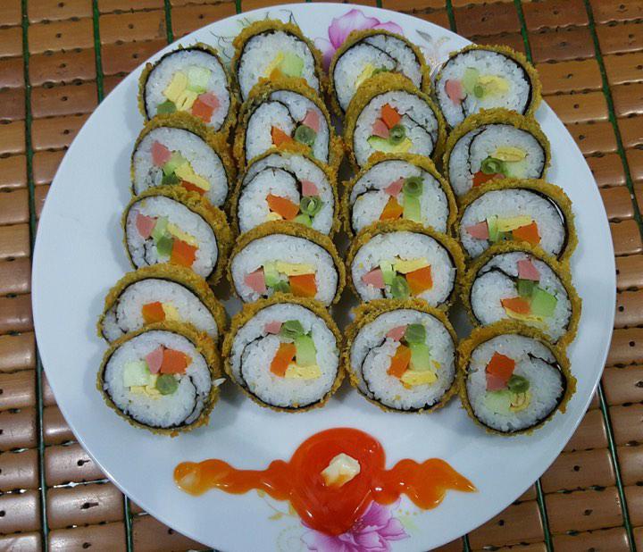 Cơm sinh viên 2 người giá rẻ 12 nghìn/bữa của cô gái 21 tuổi khiến bà nội trợ “bái phục” - 9