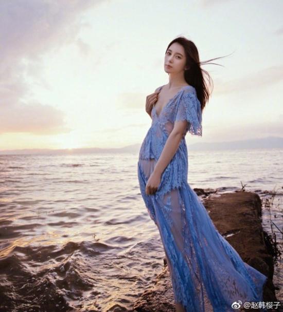 Hậu duệ của Tiểu Long Nữ trong amp;#34;Tân Ỷ Thiên Đồ Long kýamp;#34; gây chú ý vì quá sexy - 13